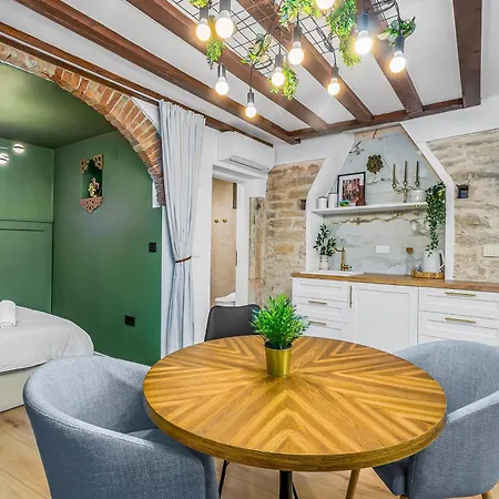 Apartament La Bestia Deluxe *