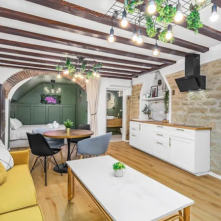 La Bestia Deluxe Apartman