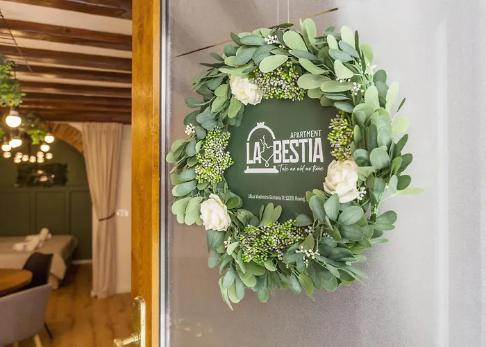 La Bestia Deluxe * Ρόβινι